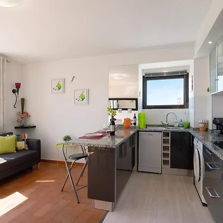 Апартаменты Ouramar